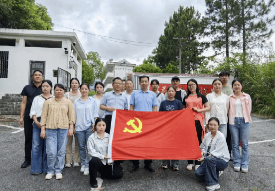 太阳集团tyc86教工党支部赴莲花县开展主题党日活动